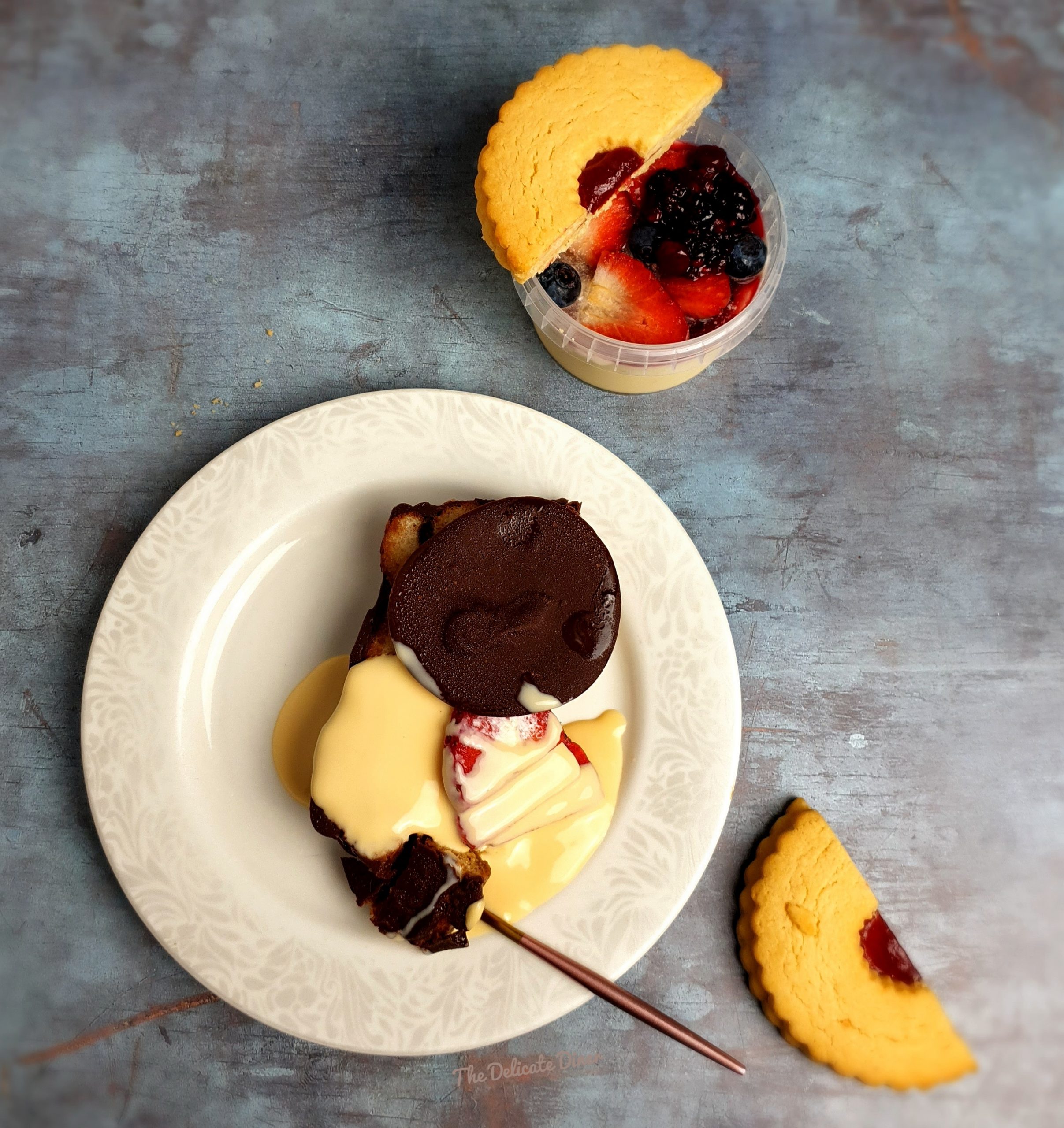 A review of Goodies Food Hall Posh Nosh. Two desserts, lemon posset and tiramisu slice with chocolate
