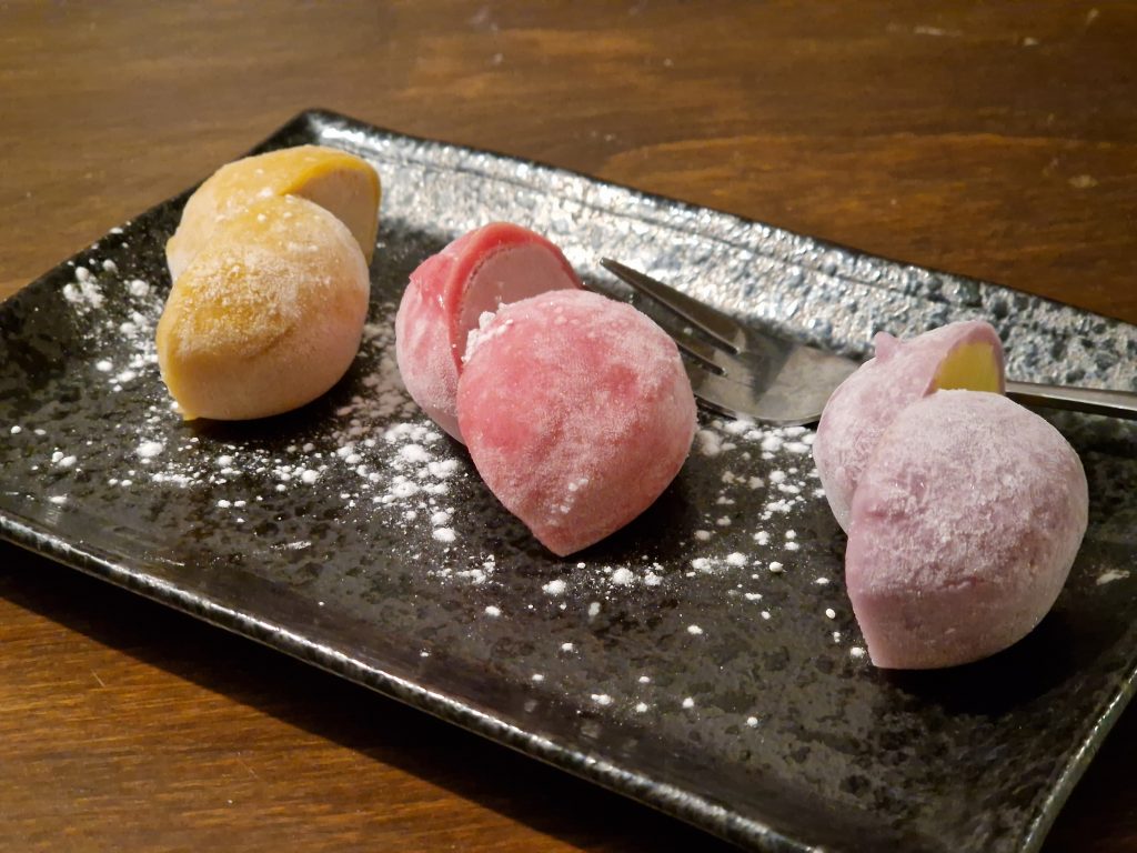 Momiji mochi The Delicate Diner